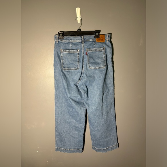 Levi’s Premium Ribcage Wide Leg Cropped Jeans Womens Size 31 - Picture 2 of 6